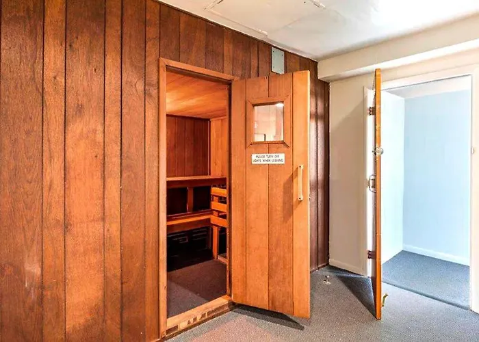 Great With Angled Ocean Views Balcony Washer & Dryer & Pools Ocean City